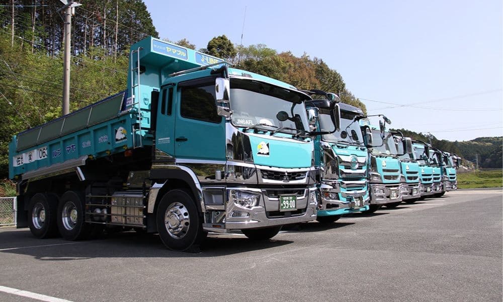 都会を上空から撮影した写真